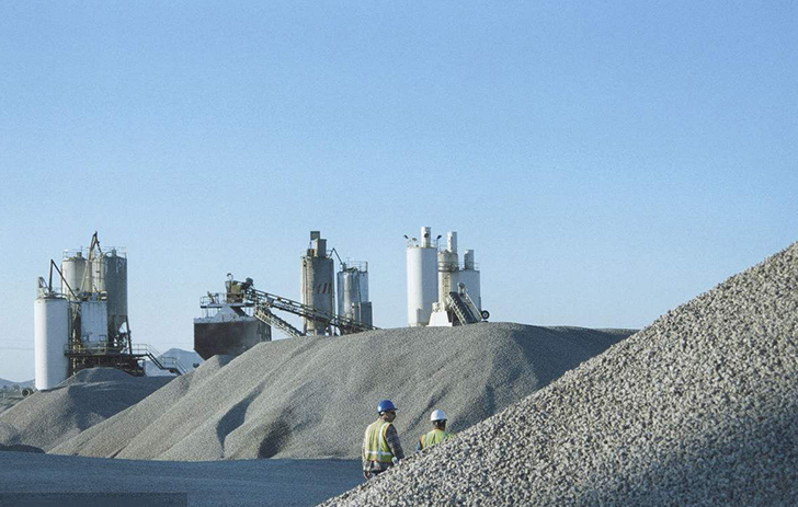水泥需求步入下行通道，行业发展再度迎来十字路口